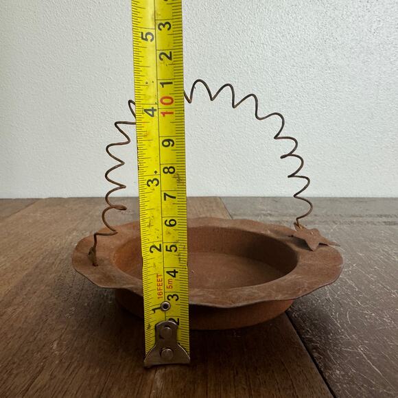 Primitive Style Rusty Metal Star Twisted Handle Candle Potpourri Holder - Picture 5 of 6